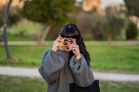 5 Disposable Cameras For The Creative Photographer - The H Hub