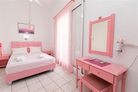 Singles Room - Kallithea Studios