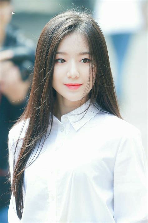 (i love miyeon but i don't think her vocals have been best utilized in gidle) red velvet. Image about gidle in Shuhua - G(I)DLE by 아이돌 on We Heart It
