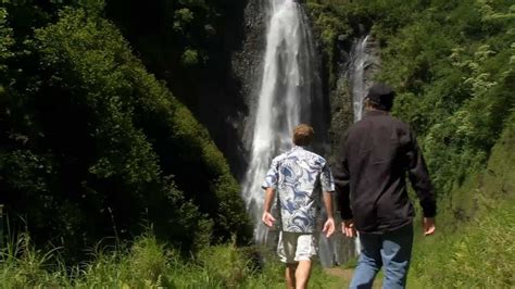 Tour Jurassic Park Waterfall Youtube
