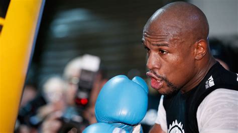Retired after recording his 49th win in september of last year, beating andre berto by. Arum: Floyd Mayweather values perfect record 'more than ...