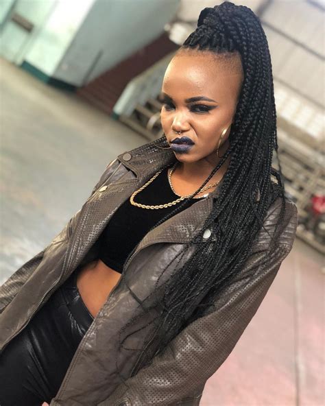 Female Rapper Rosa Ree Goes Completely Náked In New Photo Cliq NG