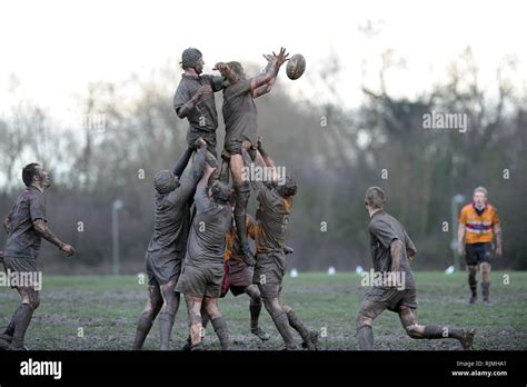 Muddy Rugby Players Stock Photos And Muddy Rugby Players Stock Images Alamy
