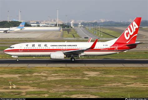 B 1281 China United Airlines Boeing 737 89pwl Photo By Luo Chun Hui