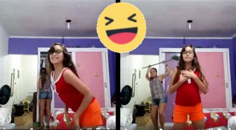Facebook Grababa Sexy Baile Y Su Mam La Ridiculiz As Video Virales Radio Onda Cero