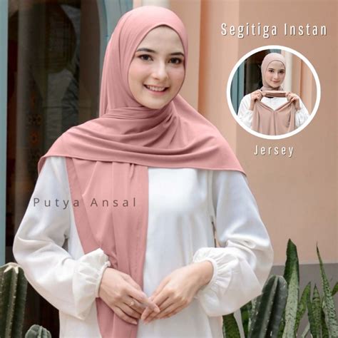 Jual Jilbab Segitiga Instan Jersey Kekinian 2022 Hijab Instant Jersy Shopee Indonesia