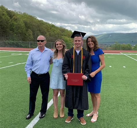 Avery '87 Establishes Scholarship in Honor of Deceased Lock Haven