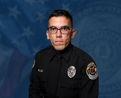 Huntsville police officer dies after being shot in the line of duty