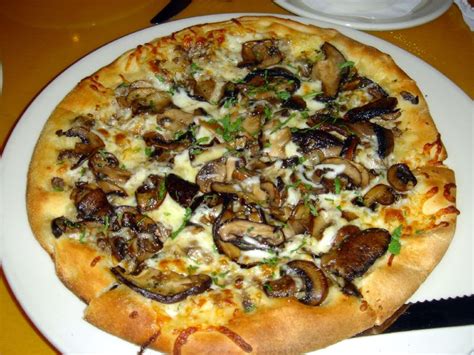 Awesomedelight Mushroom Pizza