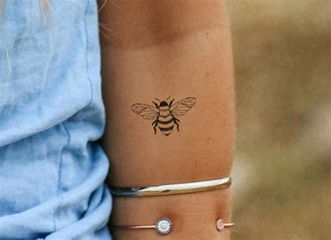 Pin By Mollie On тату In 2021 Bee Tattoo Bumble Bee Tattoo Boho Tattoos