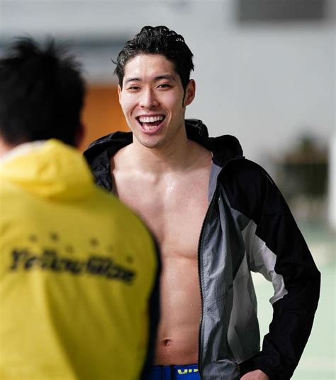 Kosuke hagino is a japanese competitive swimmer who specializes in the individual medley and 200 m freestyle. 萩野公介 肉体改造の成果発揮、泳ぎに手応え「一歩前に ...