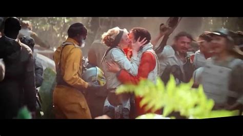 rise of skywalker lesbian kissing scene star wars youtube