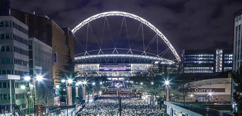 Home of the england football team & host to some of the biggest events in sport & music linktr.ee/wembleystadium. Wembley Stadion Tour: So kommt ihr auf den Rasen!
