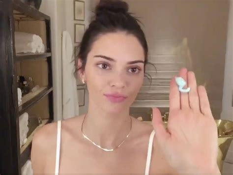 Kendall Jenner S Fans Underwhelmed By Proactiv Announcement