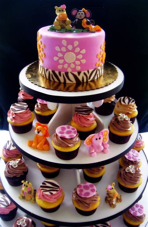 Safari Cake And Cupcakes