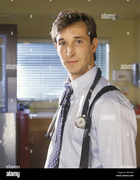 Er Tv Noah Wyle Hi Res Stock Photography And Images Alamy