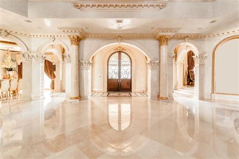 The 2021 jeep® gladiator picks up a big honor being named one of the top 10 vehicles with best resale value according to kelley blue book's kbb.com for the second year in a row. A Majestic Venetian Style Mansion In Texas | iDesignArch ...