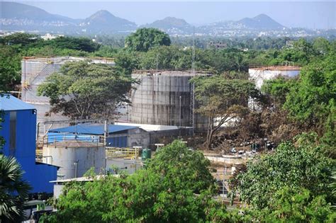 Flash Back 2020 Gas Leak At Lg Polymers Plant In Visakhapatnam Photos Hd Images Pictures