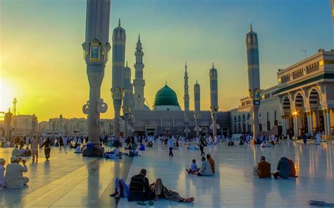 Teach Adult English in Saudi Arabia - On the Mark TEFL