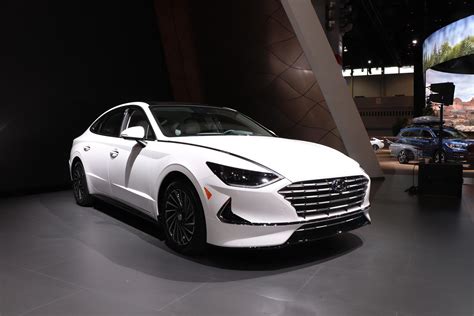 Search from 11974 used hyundai sonata cars for sale, including a 2020 hyundai sonata limited, a 2021 hyundai sonata limited, and a 2021 hyundai sonata n line. 2020 Hyundai Sonata Hybrid Lands With 686 Miles Of Range ...