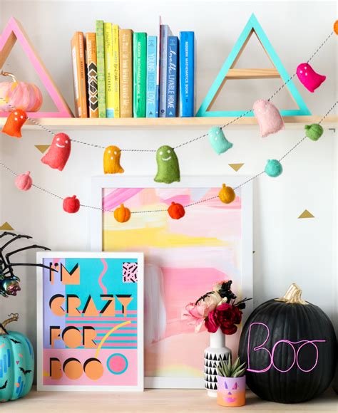 A diy neon light sign can be very quick and easy to make, the first step is to decide upon the design. DIY Neon Sign Halloween Pumpkin - A Kailo Chic Life