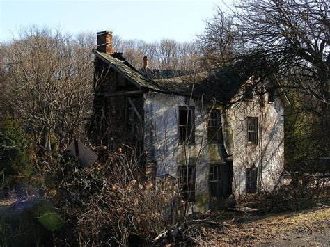 10 Creepy Houses In Pennsylvania That Could Be Haunted Creepy Houses
