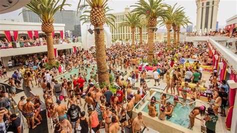 Kick Off Your Summer With Sweet Pool Parties Concerts Las Vegas