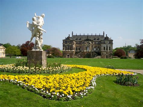 Großer Garten - Urban Park in Dresden - Thousand Wonders