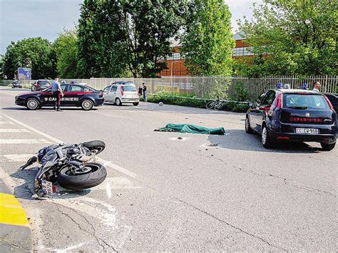 Jun 19, 2021 · sono 14 i nuovi contagi da coronavirus in liguria secondo il bollettino della protezione civile di oggi, 19 giugno. Morto in moto, Calolzio in lutto Oggi pomeriggio l'addio a ...