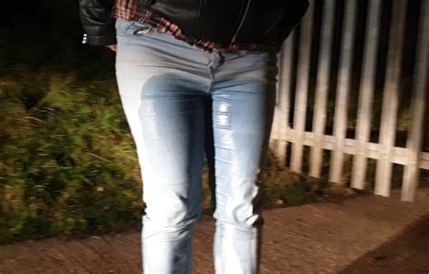 Public Wetting And Rewetting Tight Blue Jeans And Leather Jacket Video Links And Uploads
