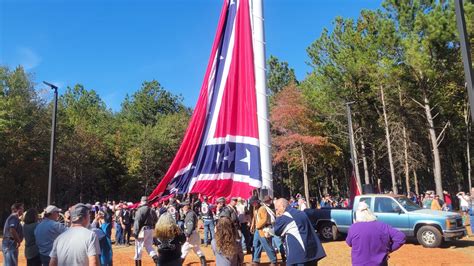 save the largest confederate flag i 85 spartanburg s c now