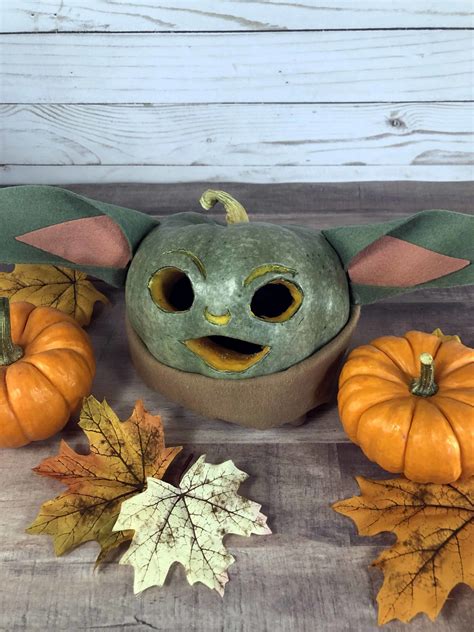 Baby Yoda Pumpkin Carving Everythingmouse Guide To Disney