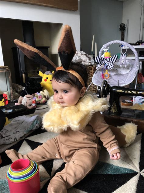 Made my Evie an Eevee costume : pokemon