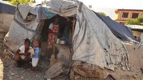 Poco o nada se ha levantado de lo que quedó en ruinas, la miseria, la inseguridad y la insalubridad son rampantes y haití. TRAS CINCO AÑOS DE DEVASTADOR TERREMOTO, POBLACIÓN ...