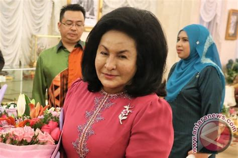 Metamorfosis Istri Najib Razak Dari Sederhana Menjadi Gemar Bermewah