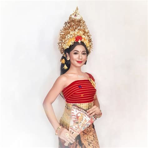 Pakaian Adat Bali Madya IMAGESEE
