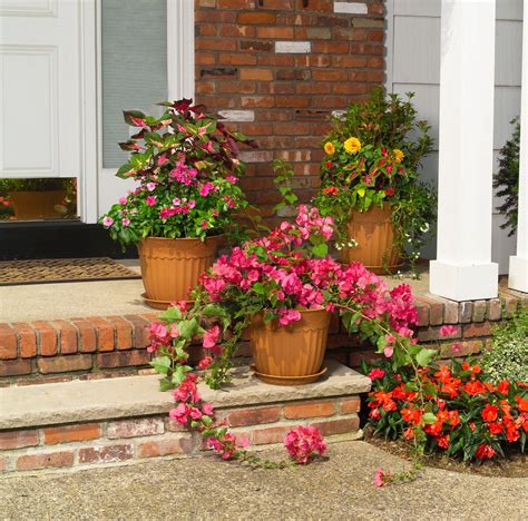 13 Beautiful Diy Flower Pot Ideas For Your Porch Or Garden Bob Vila