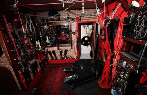 London Dungeon Hire