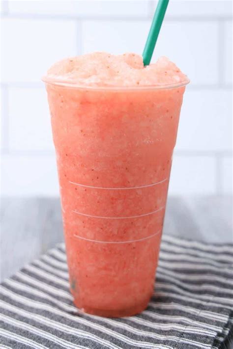 Easy Best Copycat Starbucks Blended Strawberry Lemonade Recipe Easy