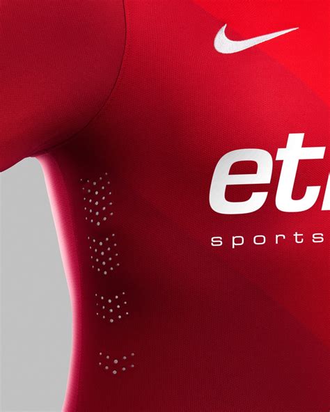 Moeskroen officieel overgenomen door lille osc. Nike Lille OSC 14-15 Home and Away Kits Released - Footy ...