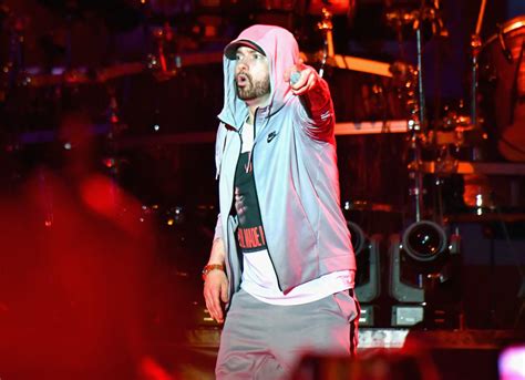 Eminem Celebrates 11 Years Of Sobriety Still Not Afraid Brobible