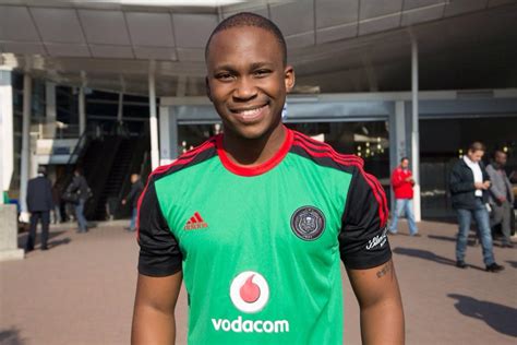 It is no secret that football clubs flex on one another when it comes to kits. Adidas Orlando Pirates 14-15 Kits Released - Footy Headlines