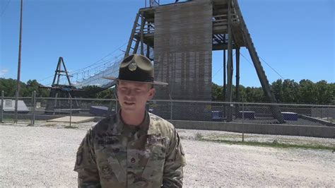 Fort Leonard Wood Man Chosen As Best Drill Sergeant In Entire Us Army