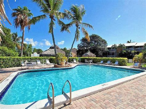 Save up to $379^ when you bundle your flight and hotel. Key Largo Vacation Rentals | Florida Keys Vacation Homes