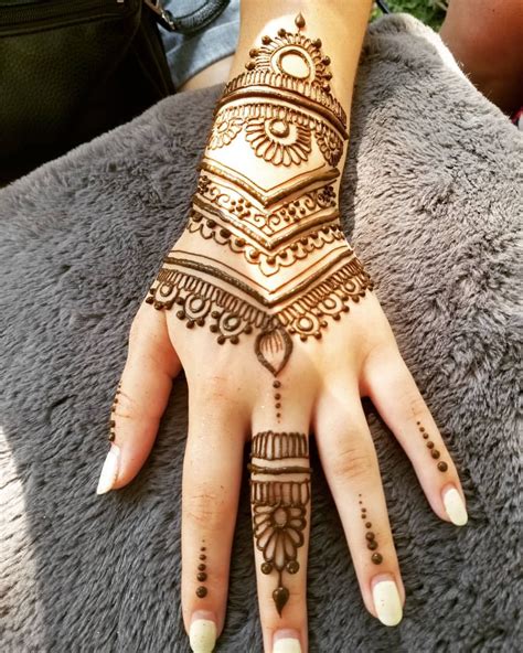 Henna Design Henna Hand Tattoo Hand Tattoos Beautiful Henna Designs