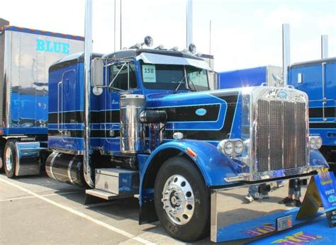 Hot Big Rig Show Trucks Photo Collections You Must See