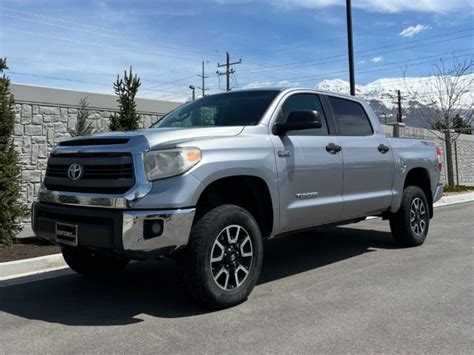 Pre Owned 2015 Toyota Tundra 4wd Truck Sr5 Pickup Truck In American