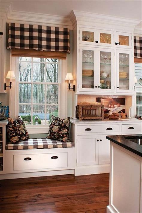 Farmhouse kitchen decor often involves wood, warm tones, and rustic touch. 50 Gorgeous Modern Farmhouse Kitchen Decorating Ideas ...