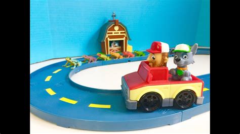 PAW PATROL Rocky's Barn Rescue TOY Car Race Track OPENING Unboxing