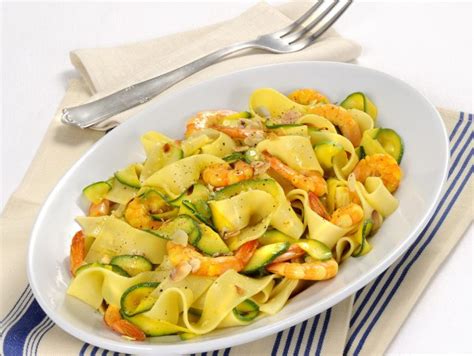 Pasta Con Gamberi E Zucchine La Ricetta Mangiare Bene Venezia